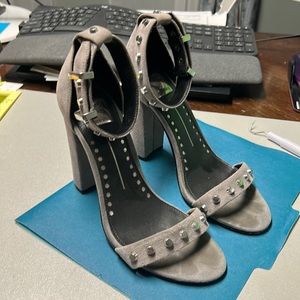 Dolce Vita grey Suede 8.5 dress heels/sandals